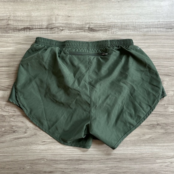 NIKE Running Sports Shorts - Picture 3 of 7